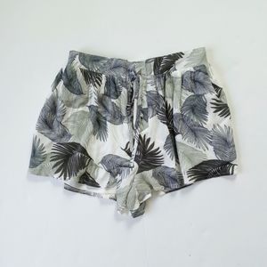 Adeline Summer Short Size Small
